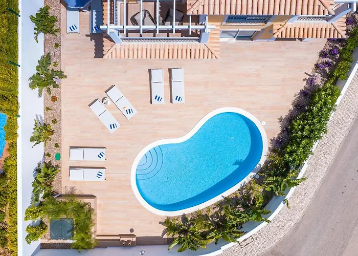 Tropical By Blue Diamond 21 ラゴス