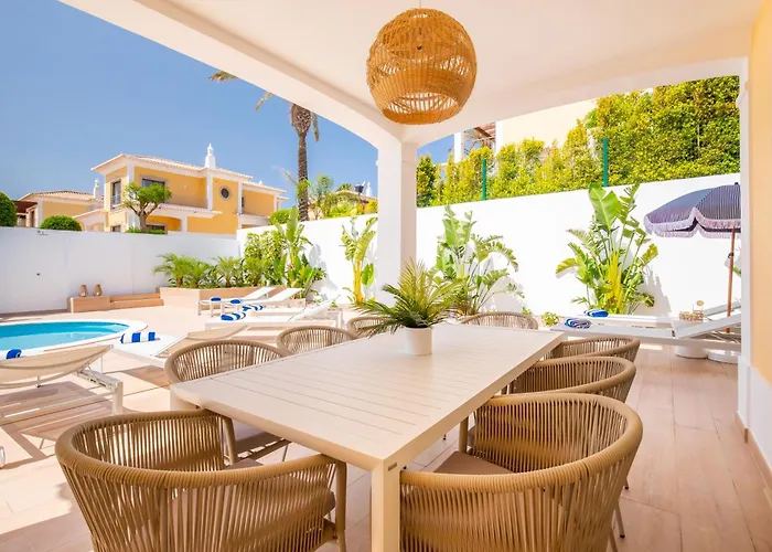 Tropical By Blue Diamond 21 ラゴス